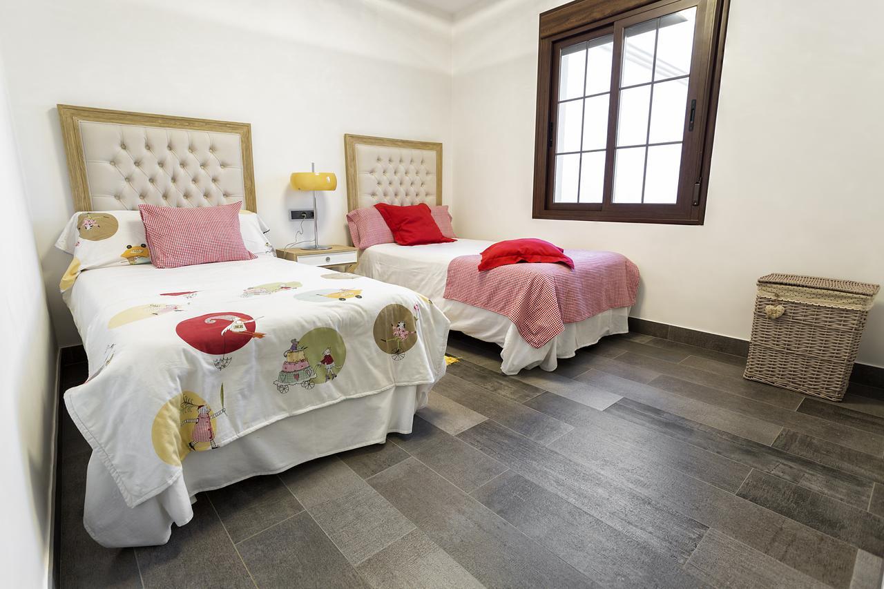Canete Medica House Almodóvar del Río Buitenkant foto